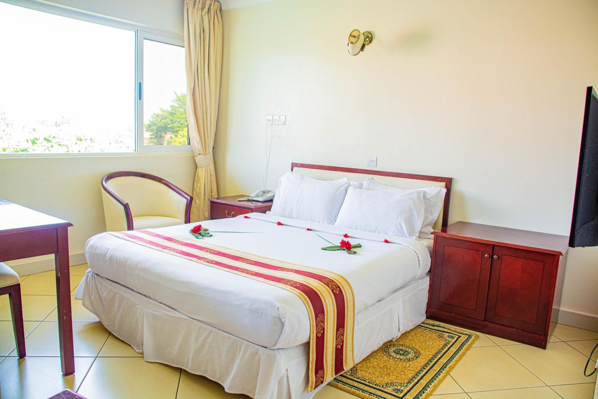 Bomah Hotel Limited Gulu Екстериор снимка