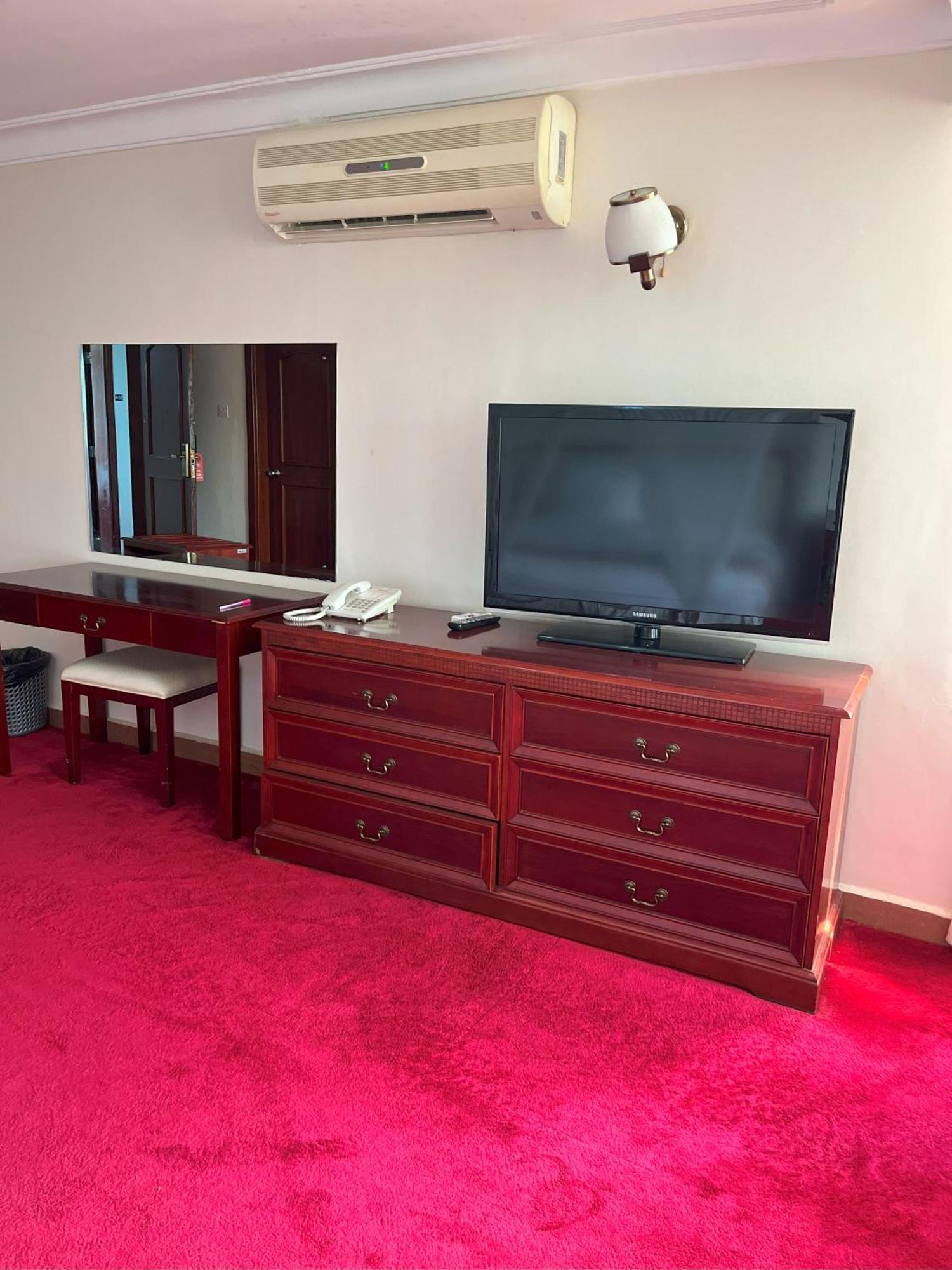 Bomah Hotel Limited Gulu Екстериор снимка