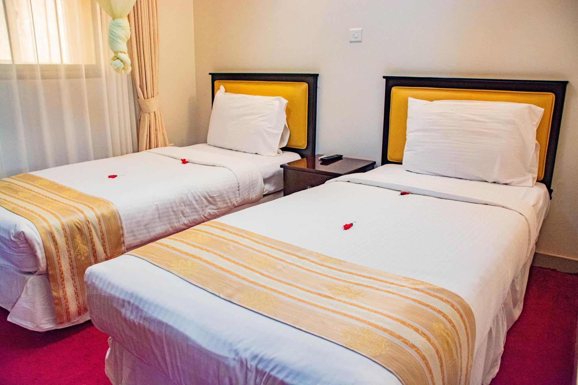 Bomah Hotel Limited Gulu Екстериор снимка