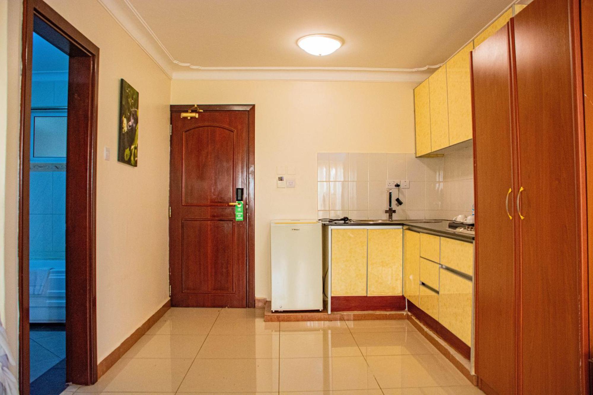 Bomah Hotel Limited Gulu Екстериор снимка